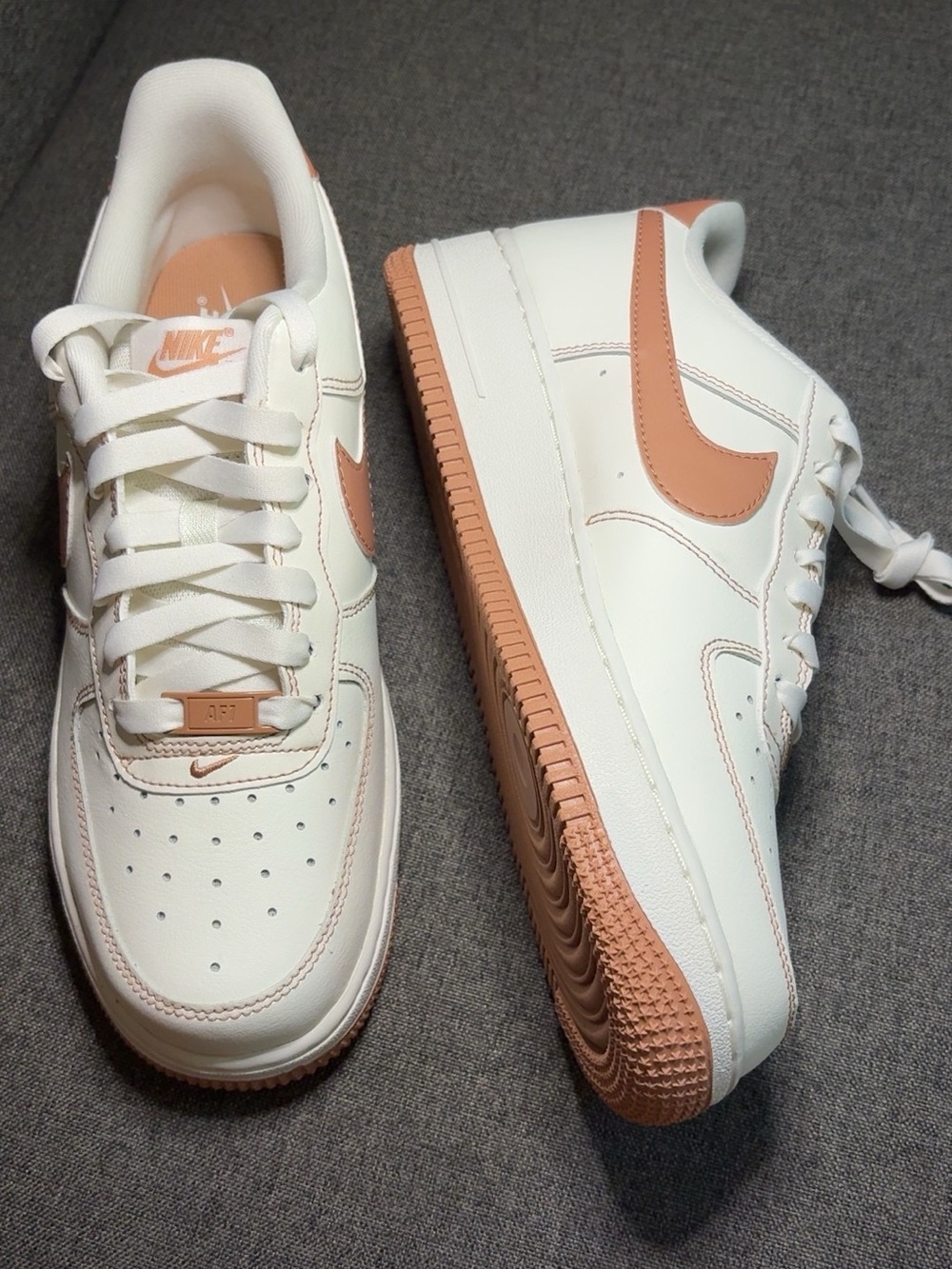 Nike Air Force 1 '07 "Rose Gold"